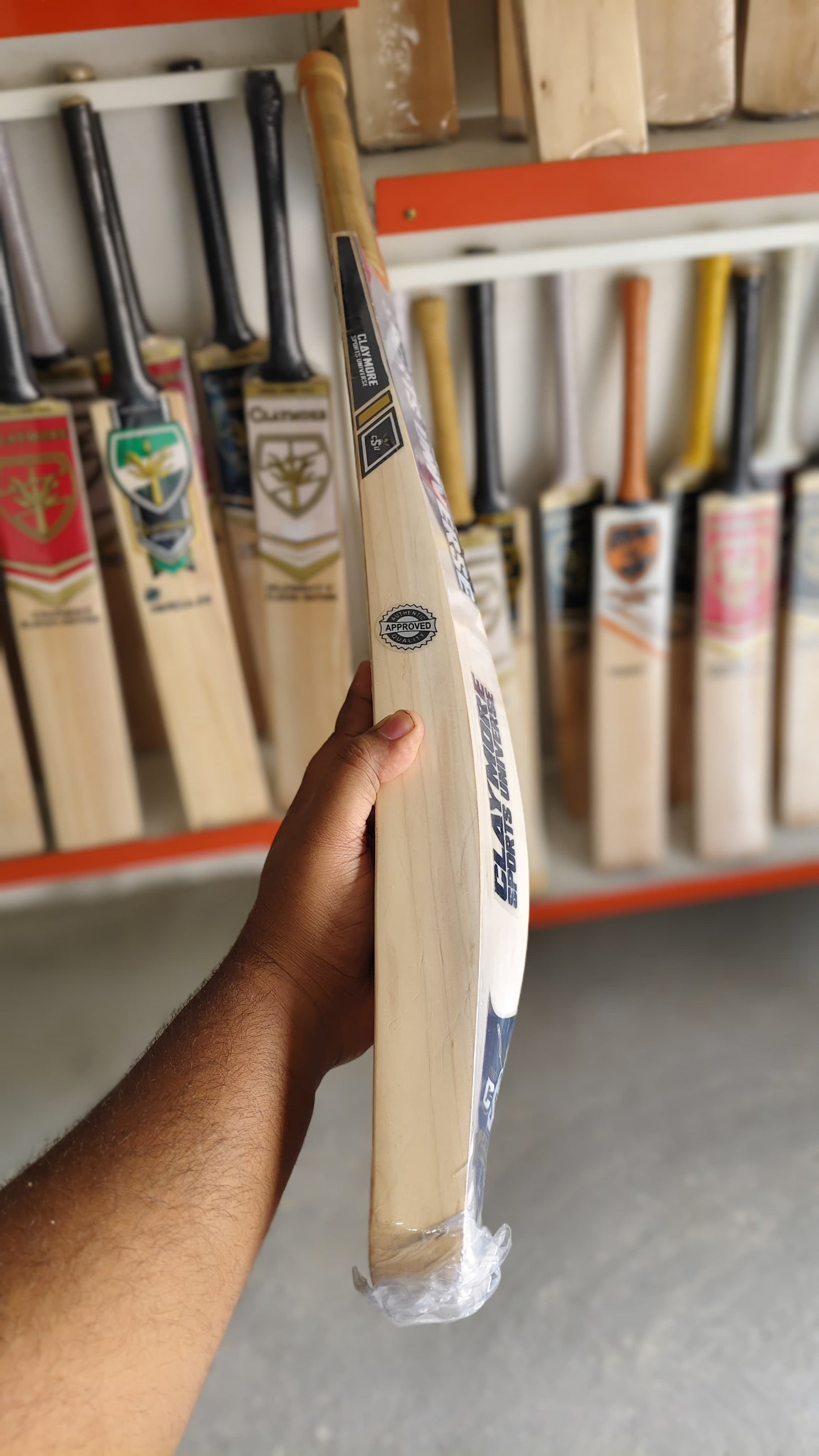 Explosive - Grade 1 English Willow Cricket Bat
